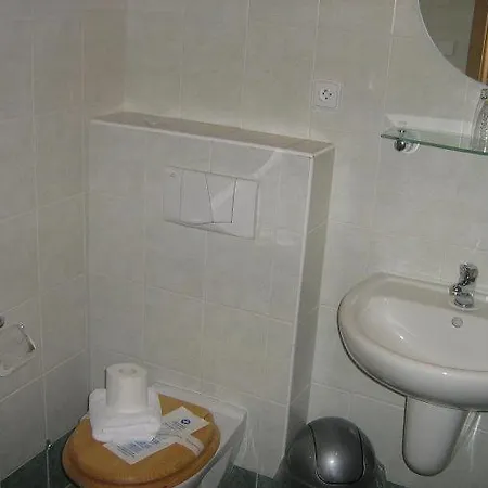 Hotel Anna 3*