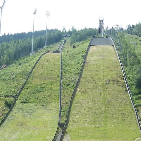 Anna Harrachov