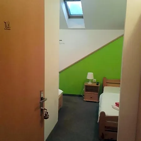 Hotel Anna 3*