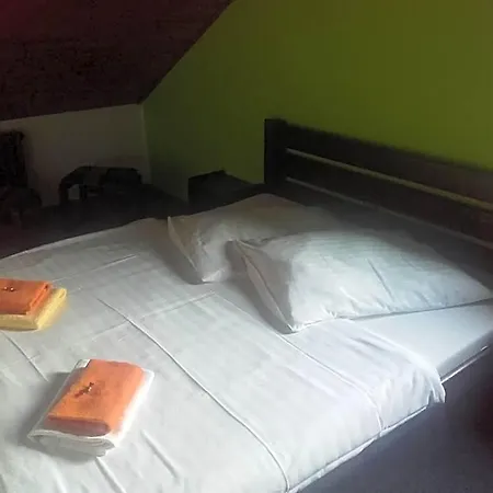 Hotel Anna 3*