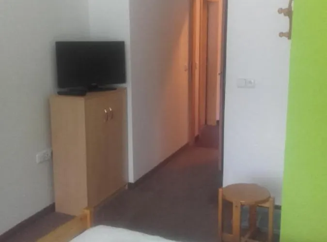 Anna Hotel