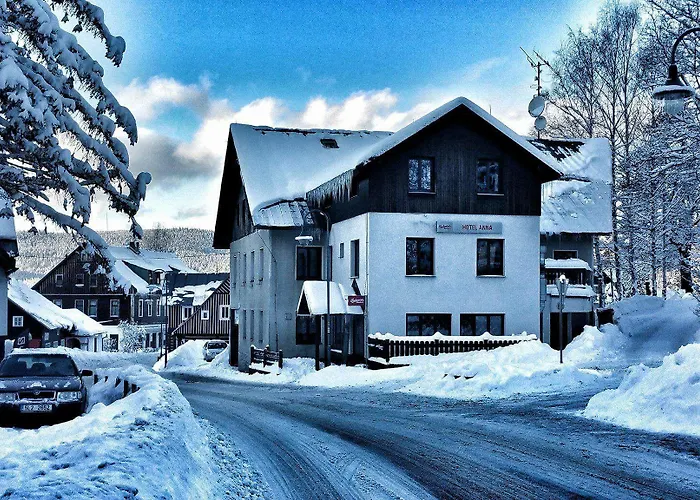 Anna Hotel 3*