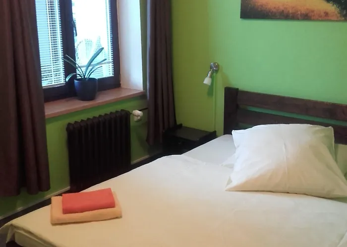 Anna Hotel 3*